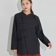 TVアニメ『らんま1/2』× earth music＆ecology Japan Label「チャイナシャツジャケット」ブラック　着用イメージ（C）高橋留美子・小学館/「らんま1/2」製作委員会