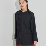 TVアニメ『らんま1/2』× earth music＆ecology Japan Label「チャイナシャツジャケット」ブラック　着用イメージ（C）高橋留美子・小学館/「らんま1/2」製作委員会