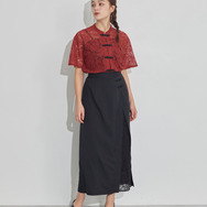 TVアニメ『らんま1/2』× earth music＆ecology Japan Label「チャイナスカート」ブラック　着用イメージ（C）高橋留美子・小学館/「らんま1/2」製作委員会