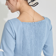 TVアニメ『らんま1/2』× earth music＆ecology Japan Label「チャイナワンピース」ライトブルー　着用イメージ（C）高橋留美子・小学館/「らんま1/2」製作委員会