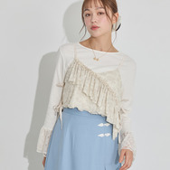 TVアニメ『らんま1/2』× earth music＆ecology Japan Label「シアービスチェ」アイボリー　着用イメージ（C）高橋留美子・小学館/「らんま1/2」製作委員会