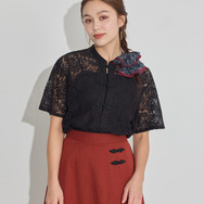 TVアニメ『らんま1/2』× earth music＆ecology Japan Label「ビッグシュシュ」ブラック　着用イメージ（C）高橋留美子・小学館/「らんま1/2」製作委員会