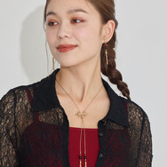 TVアニメ『らんま1/2』× earth music＆ecology Japan Label「ネックレス」使用イメージ（C）高橋留美子・小学館/「らんま1/2」製作委員会