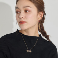 TVアニメ『らんま1/2』× earth music＆ecology Japan Label「ネックレス」使用イメージ（C）高橋留美子・小学館/「らんま1/2」製作委員会