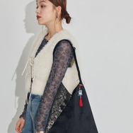 TVアニメ『らんま1/2』× earth music＆ecology Japan Label「バッグチャーム」使用イメージ（C）高橋留美子・小学館/「らんま1/2」製作委員会