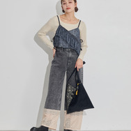 TVアニメ『らんま1/2』× earth music＆ecology Japan Label「バッグチャーム」使用イメージ（C）高橋留美子・小学館/「らんま1/2」製作委員会