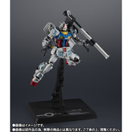 「超合金 RX-78F00/E ガンダム [Re：PACKAGE]」33,000円（税込）