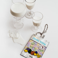 HELLO KITTYポーチチャーム