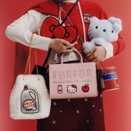 HELLO KITTYスクエアバッグ
