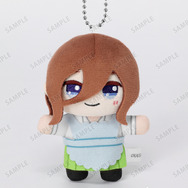 映画『五等分の花嫁』中野三玖 ちょこんと！ぬいぐるみマスコット（制服エプロンver.）（C）春場ねぎ・講談社／映画「五等分の花嫁」製作委員会