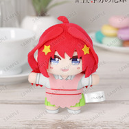 映画『五等分の花嫁』中野五月 ちょこんと！ぬいぐるみマスコット（制服エプロンver.）（C）春場ねぎ・講談社／映画「五等分の花嫁」製作委員会