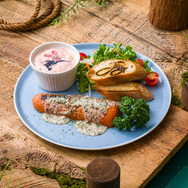 ＜ジュディ＞ニンジンステーキプレート