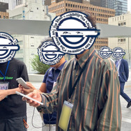 ＜笑い男になる鏡 