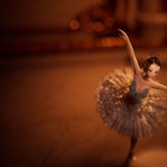 『SWAN LAKE～starring KizunaAI』場面写真