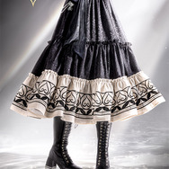 「キングダム ハーツ ／ アイコニック スカート」ロクサス[IV]
