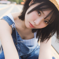 Liyuu 2nd写真集 ヒトミ カバー表1