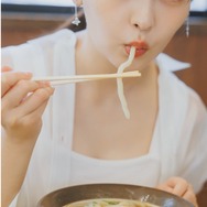 『上坂すみれフォトブック すみぺのほっこり本』先行イメージショット