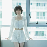 4月25日（金）発売『中島由貴写真集(仮)』先行イメージカット