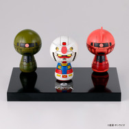 「STRICT-G JAPAN 『機動戦士ガンダム』卯三郎こけし」3体セット