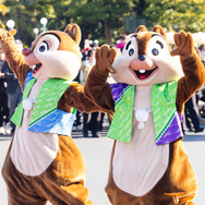 ディズニー、和服姿のミッキー＆ミニーが新年のごあいさつ！新アンバサダー就任のお披露目もサプライズで