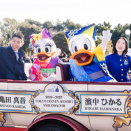 ディズニー、和服姿のミッキー＆ミニーが新年のごあいさつ！新アンバサダー就任のお披露目もサプライズで