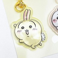 「ちいかわ ぷっくりったいペアキーホルダー」うさぎ＆ちいかわ