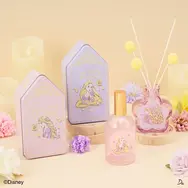 商品名：アロマディフューザー価格：500円（税込550円）商品名：フレグランスミスト価格：500円（税込550円）商品名：インテリア缶各種価格：各300円（税込330円）