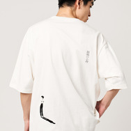 アニメ『新世紀エヴァンゲリオン』×グラニフ　「最後のシ者」｜ビッグシルエットTシャツ　着用イメージ