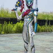 コードナンバー：シックス