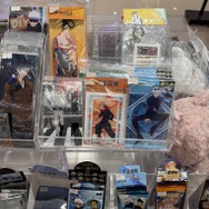 呪術廻戦関連グッズ（写真：合同会社Rouse 　李啓源）