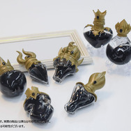 「オイル入りオーナメント」（全7種／3,500円）