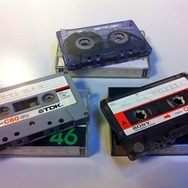 謎のカセットテープ