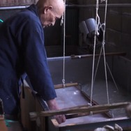 日本の紙の原点 —— 人間国宝が漉き上げる「究極の和紙」