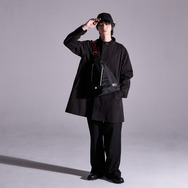 TVアニメ『BLEACH 千年血戦篇』黒崎一護 モデル ボディバッグ（使用イメージ）