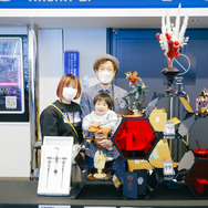 「EVA EXTRA 30」展示エリア＆出展ブース