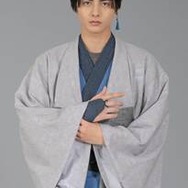 「悲しい過去だな」「変身ガジェットにアクセサリーつけてる！」…個性が光る銀色ギャバンと金色ギャバンに早くもファン沸騰！「超ギャバン」第2話【ネタバレあり反応まとめ】