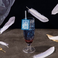 「名探偵コナンカフェ」劇場版公開記念メニュー vol.1　天使VS堕天使ドリンク――振り落とされるなよ、少年――