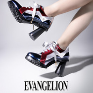 「エヴァンゲリオン アイコニック ヒールスニーカー」渚カヲル[BK]