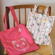 studio CLIP「チャーム付きトート」使用イメージ