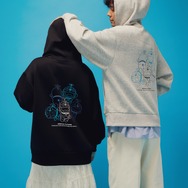 GLOBAL WORK「ドラえもんライトクッションZIPパーカー」着用イメージ