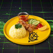 「機動戦士Gundam GQuuuuuuX Cafe －each choice of justice－」SIDE:B限定メニュー「ニャアンのカオマンガイ」