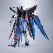 「METAL BUILD ストライクフリーダムガンダム ＜リバイバル版＞」