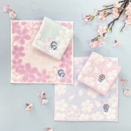 『ドラえもん』さくら柄タオルハンカチ