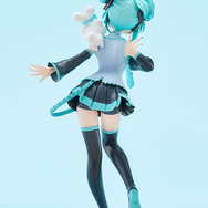 「POP UP PARADE 初音ミク×シナモロール 初音ミク シナモロールコラボVer. L size 完成品フィギュア」