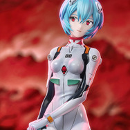 「ヱヴァンゲリヲン新劇場版 綾波レイ 1/7スケール 完成品フィギュア」
