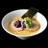 凪ラーメン「豚骨煮干 濃旨（こくうま）の雫」