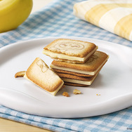 ちいかわクッキーサンド バナナミルク味