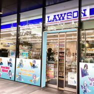 『プロジェクトセカイ カラフルステージ！ feat. 初音ミク』ローソンキャンペーン 　装飾店舗イメージ