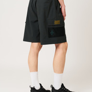 『遊☆戯☆王デュエルモンスターズ』×グラニフ　「闘いの儀｜カーゴショートパンツ」着用イメージ