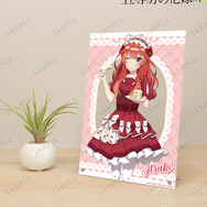 TVスペシャルアニメ『五等分の花嫁＊』描き下ろし 中野五月 ショートケーキイメージコーデver. A4アクリルパネル　使用イメージ